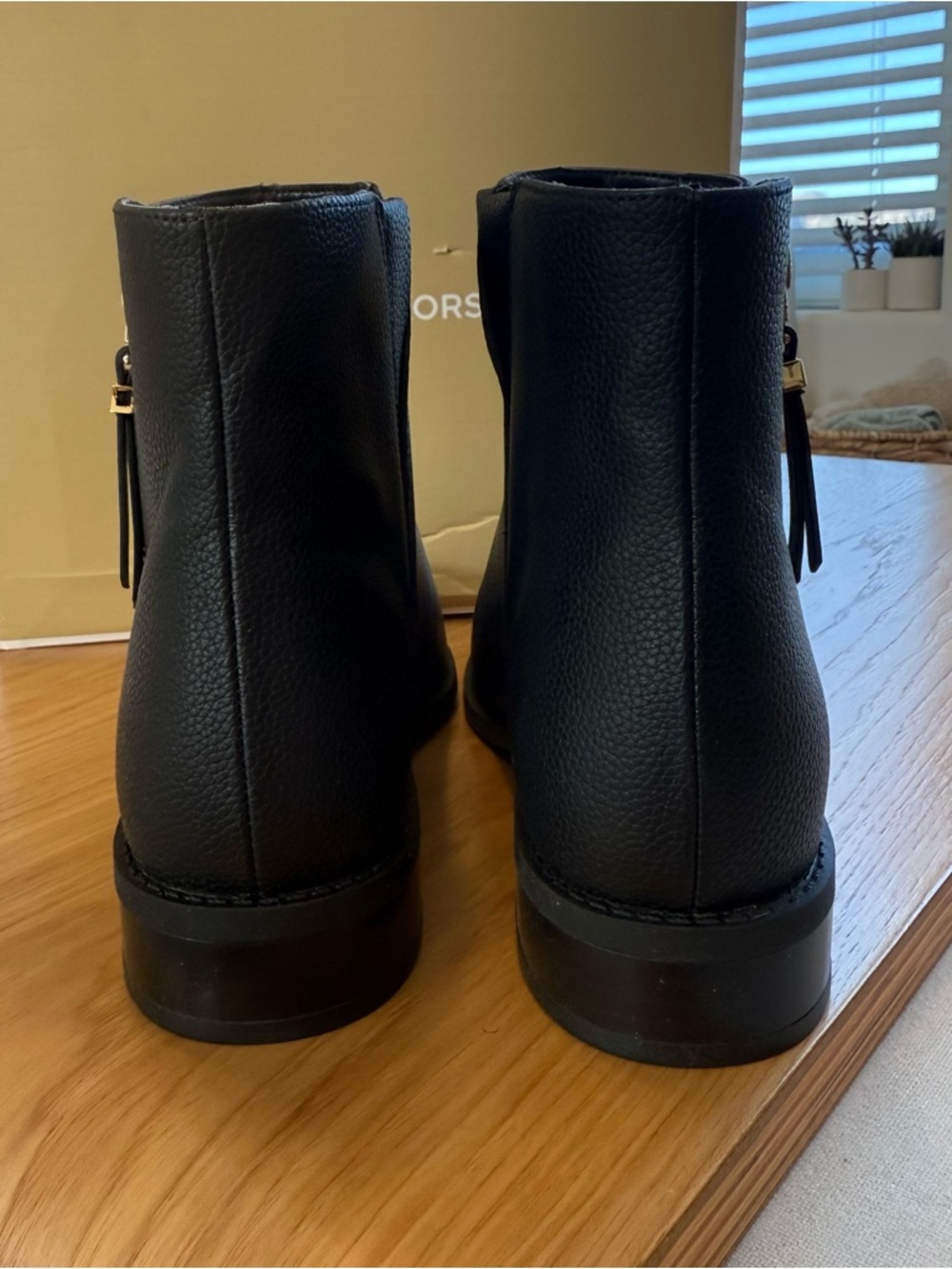 Michael Kors Britt Black Pebbled Faux Leather Ankle Boot Bootie with Gold Zipper - Picture 3 of 13